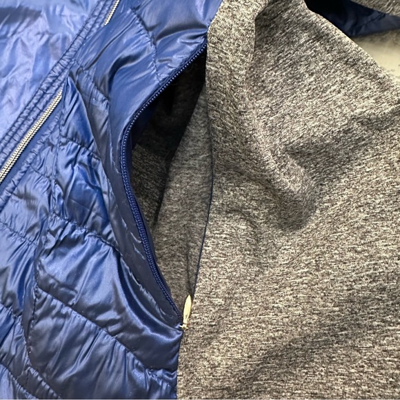 EUC Calvin Klein Performance down vest, size S - Picture 7 of 11